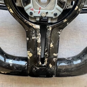 Volante de fibra de carbono con patrón especial adecuado para <span class=keywords><strong>BMW</strong></span> F30 F10 M5 F90 F20 X5 X6 X6M E71 E46 M3 E39 E60 E92 M4 G20 G30 - Product Image 5