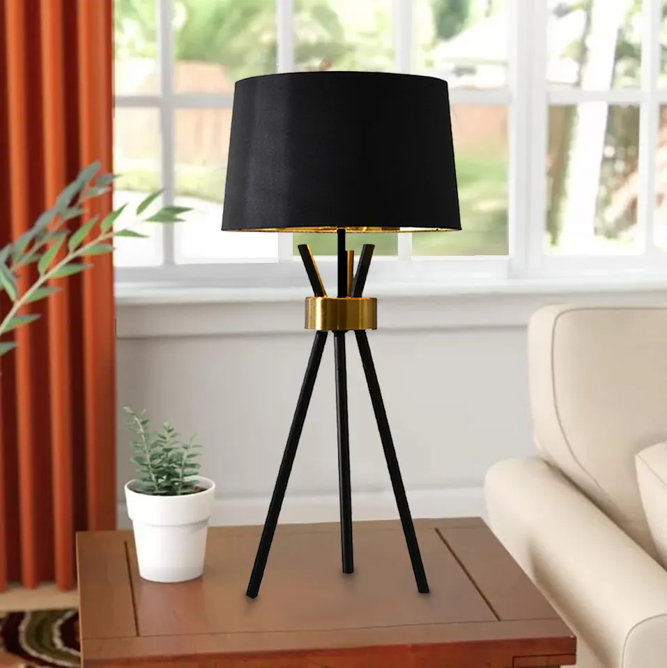 Classical modern simple tripo black and gold metal bedside table lamp for bedroom study room