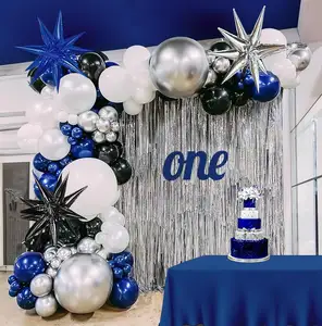 Kit de guirlande de ballons bleu marine et noir 132PCS bleu foncé avec arc de ballons en argent pour la décoration d'anniversaire de garçon de douche de bébé