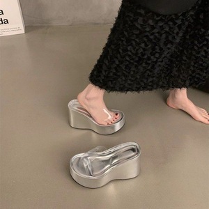 Nuevas Sandalias de Plataforma con Cuña Transparente para Mujer, Ligeras, con Parte Superior de PVC, Forro de PU y Suela de Goma, Estilo Casual de Verano - Product Image 6