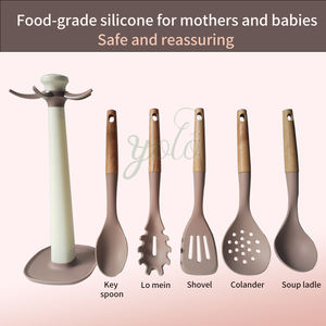 Ustensiles de cuisine en silicone sans BPA ensemble de cuillères plates avec manche en bois durable spatule gadget résistante à la chaleur et outils pour la cuisine - Product Image 2