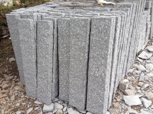 G603 แผ่นหินแกรนิตจีนสีเทาและกระเบื้องหินธรรมชาติ Curbstone และ Kerbstone พื้นผิวบากสําหรับวิลล่าและโรงแรมขนาดมาตรฐาน - Product Image 5