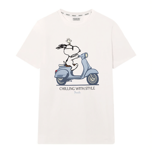 <strong>Snoopy</strong> Chilling With Style <strong>T</strong>-<strong>Shirt</strong> White Unisex Adult Size M - Product Image 1