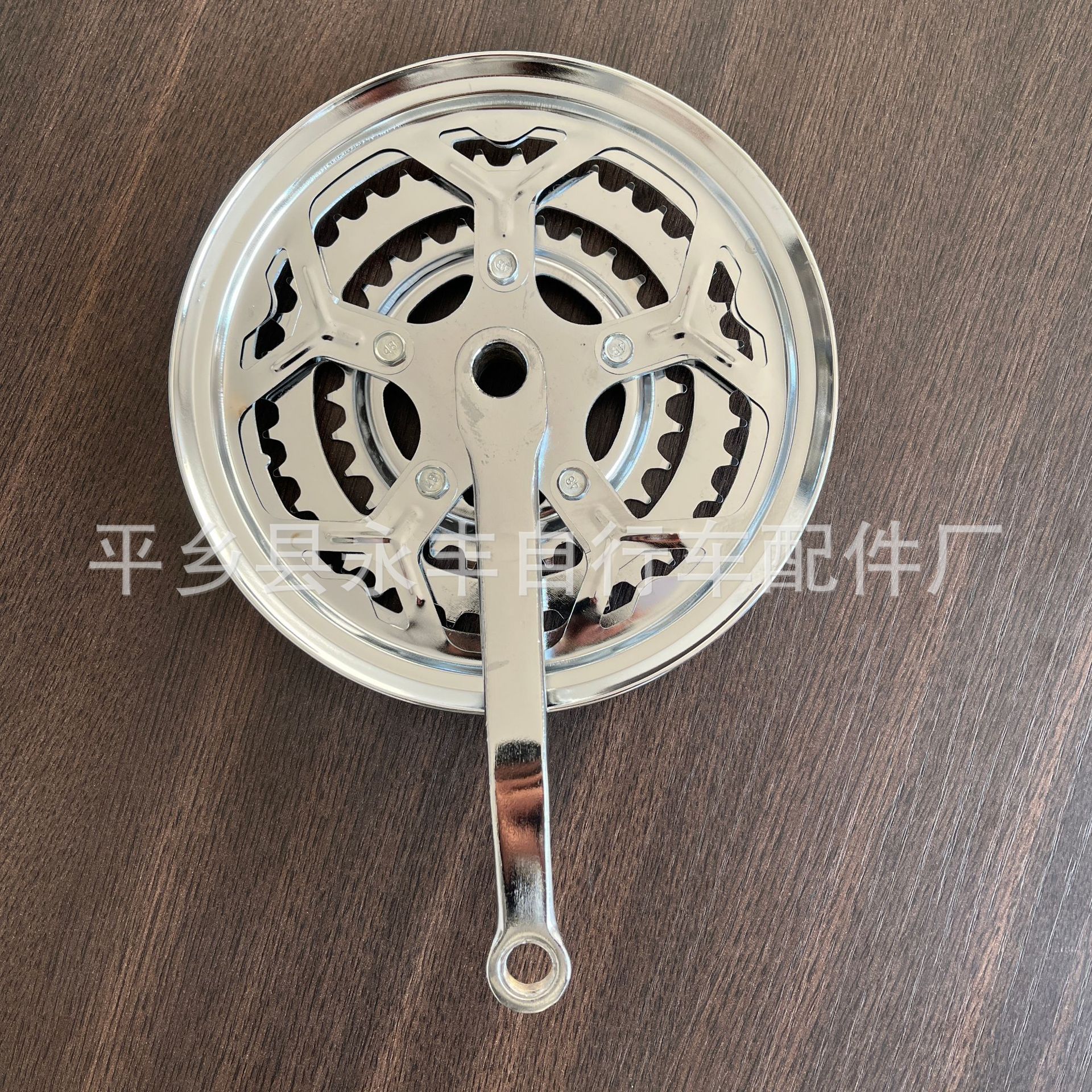 Blanco 165, placa cuadrada curvada x28 * 38 * 48T, hierro, juego de tres piezas.