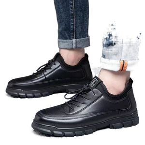 รองเท้าหนังผู้ชายทรงหัวมน ระบายอากาศได้ดี พื้นยาง เหมาะสำหรับใส่ทำงานหรือโอกาสทางการ - Product Image 5