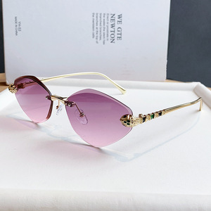 Cross <b>Frame</b> <b>Frameless</b> Sunglasses Metal Gold UV400 Retro Oval Unisex Type 3 Sunshades PC Lens - Product Image 4