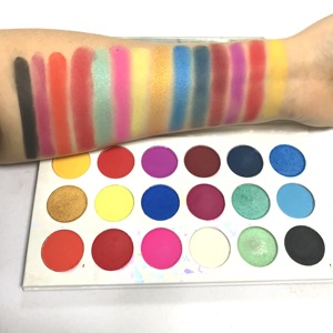 OEM Mỹ Phẩm Trang Điểm 18 Màu Sắc Cao Sắc Tố Tự Nhiên Tông <span class=keywords><strong>Eyeshadow</strong></span> <span class=keywords><strong>Palette</strong></span> Cho Trang Điểm Mắt Nhãn Hiệu Riêng <span class=keywords><strong>Eyeshadow</strong></span> - Product Image 4