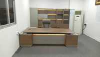 Bureau de direction moderne en bois de luxe en forme de L Niveau E0 Nouveau bureau Mobilier Directeur Design Bureau du PDG Patron