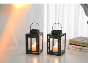 Farol de vela LANJO moderno minimalista de hierro negro con paneles de vidrio transparente para decoración de ambiente de lujo en jardín o patio al aire libre. - Product Image 3