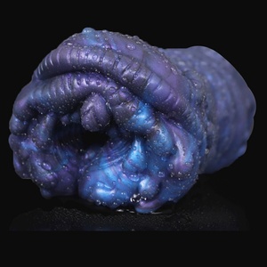 Masturbador de Bolsillo con Forma de Criatura Alienígena de Fantasía, Copa Masturbadora de Silicona Suave con Textura, Juguete Sexual Duradero para Hombres - Product Image 1