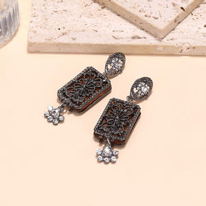 Orecchini pendenti geometrici intagliati in stile palazzo etnico con Design Vintage orecchini di strass lucidi per donna - Product Image 5
