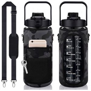 ขวดน้ำพลาสติกพกพาขนาด 2 ลิตร พร้อมหูหิ้ว หลอดดูด ที่ใส่โทรศัพท์  พร้อมตัวบอกเวลา  ใช้ซ้ำได้ เหมาะสำหรับการตั้งแคมป์ - Product Image 3
