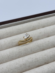 แหวนเงินแท้ 925 ประดับเพชรซิคอนจาก UM Jewelry เหมาะสำหรับสวมใส่ทุกวัน งานแต่งงาน งานหมั้น และเป็นของขวัญในโอกาสวันครบรอบ - Product Image 5
