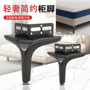 Pied de meuble en acier robuste noir mat avec support d'angle, design industriel - Product Image 3