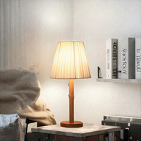Lampe de table moderne en fer alimentée par USB avec abat-jour en tissu - Veilleuse LED à intensité réglable pour salon