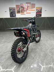 Motocicleta Todoterreno <span class=keywords><strong>BOSUER</strong></span> J1-NB300 Usada de 2025, de Alta Calidad, 300cc, con Motor de Gasolina y Motor sin Escobillas, Fabricada en China - Product Image 3