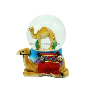 Personalizzato dubai souvenir resina camel snow globe