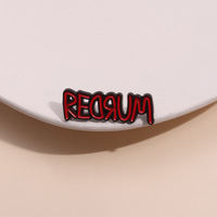 Le nouveau souvenir chaud insigne en métal épinglettes personnalisées rouge anglais vêtements créatifs chaussures accessoires grec doux émail broche lettre