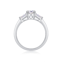 Elegante Anillo de Diamantes Cultivados en Laboratorio con Tres Piedras Ovaladas D VVS1, Plata de Ley 925, Chapado en Oro, Alto Pulido, Joyería de Aniversario para Mujer, IGI