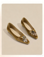 Chaussures plates à bout pointu pour femmes, fabriquées sur mesure par le fabricant, luxe, faites à la main, nouvelle collection 2026, détails brodés et sequins, velours, talon bas