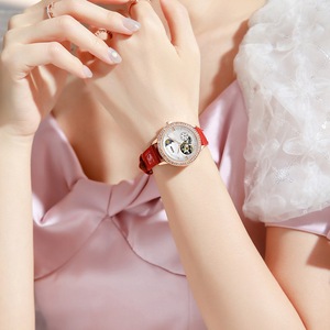 Montre mécanique pour femme, 43 mm, automatique, bracelet en cuir rouge, résistante à l'eau, design tendance - Product Image 4