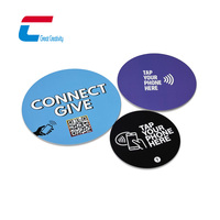 Autocollant NFC programmable en PVC avec code QR pour la donaion sans contact en église, carte de don NFC à tapoter pour les bancs d'église