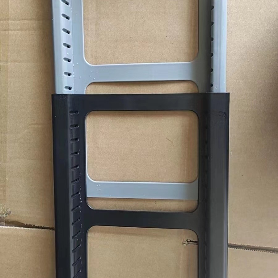 Materiale riciclato PP (7 staffe)