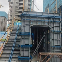Système de coffrage en acier allié réglable et réutilisable, haute durabilité, pour la construction de murs, d'escaliers et de coulis en béton