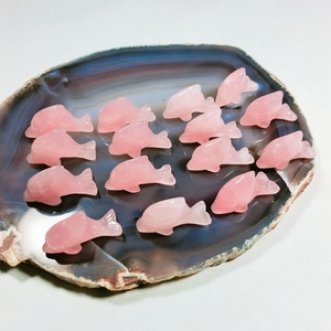 2025 Chất Lượng Cao Đá Quý Làm Tay Khắc Thạch Anh Hồng Cá Heo Động Vật - Product Image 1