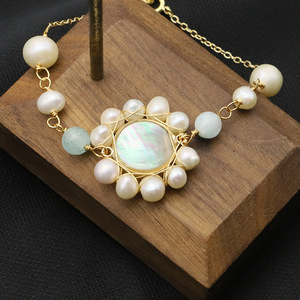 Bracelet en perles cultivées en grappe, design multi-perles, déclaration audacieuse, bijoux de fête, bracelet en perles tendance - Product Image 3
