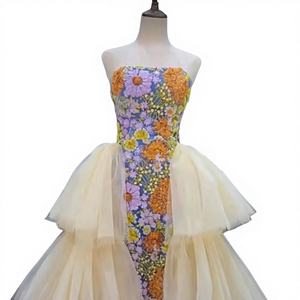 Nouvelle Robe de Soirée Sirène/<span class=keywords><strong>Trompette</strong></span> Longue Broderie Faite Main de Haute Qualité Motif Petite Marguerite Colorée Sexy Sans Bretelles pour Mariée - En Promotion - Product Image 1