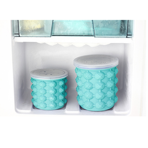 Cubo de Hielo de Silicona Reutilizable de Grado Alimenticio, Portátil, de Gran Tamaño, Ahorra Espacio, con Tapa - Una Opción Conveniente para sus Necesidades de Hielo - Product Image 4