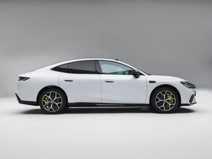 Nuova Geely Galaxy TT 2026 EV, Telaio Ottimizzato Lotus, Guida Assistita ad Alta Velocità con AI, Berlina Sportiva Completamente Elettrica - Product Image 4