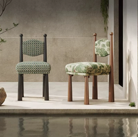 Chaises de salle à manger en bois massif, design français d'inspiration vintage, légèrement luxueuses, haut de gamme, créatives et minimalistes