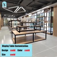Vitrine commerciale hôtel fournitures vaisselle en céramique porcelaine service à thé Textiles de maison supermarché étagères salon