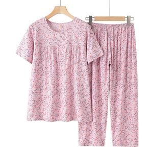 Femmes imprimé fleuri d'âge moyen et personnes âgées coton soie à manches courtes t-shirt Capri pantalon deux pièces costume pantalon costume - Product Image 5