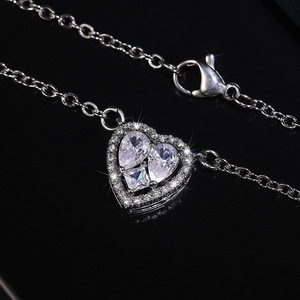 Collana con Pendente a Cuore in Cristallo, Argento 925 Placcato Rodio, Tre Pietre, Gioielli Romantici da Donna per Matrimonio - Product Image 1