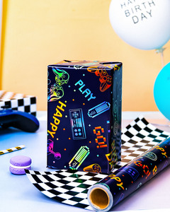 Manette de jeu bleue personnalisable au design original, joyeux anniversaire, imprimée des deux côtés, emballage en papier gravé au laser. - Product Image 4