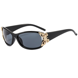 Lunettes de soleil papillon pour femmes, monture noire en PC, protection UV400, lunettes de soleil tendance - Product Image 1