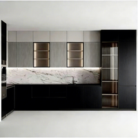 Îlot de cuisine modulaire en contreplaqué, modules sans poignées, plan de travail en surface solide, crédence, design moderne, évier inclus, personnalisable