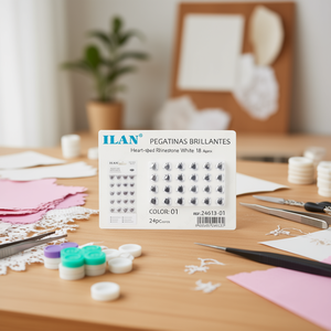 Adesivi con strass a forma di cuore Ilan bianchi 18 mm circa 24 pezzi - Product Image 3