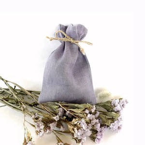 Sacs cadeaux de faveurs en toile de jute personnalisés bijoux sachets de fête pour douche de mariage et baptême sacs de demoiselle d'honneur ensemble de petits sacs de bonbons - Product Image 2