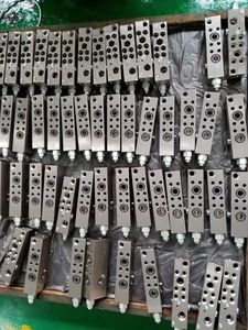 Système de bloc de soupapes hydrauliques SZF356-0100 SZF356 - Nouvelle structure sectionnelle de collecteur personnalisée non standard en alliage d'aluminium - Product Image 2