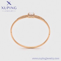X000766341 Bijoux XUPING Bracelets pour femmes en or plaqué 18 carats avec CZ carré tendance