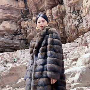 Abrigo de Piel de Marta de Sable Europeo para Mujer, Estilo Ruso con Rayas Horizontales Doradas, el Más Vendido, Abrigo de Visón - Product Image 2