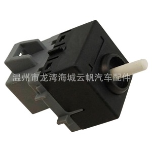 สวิตช์ควบคุมลม Yf 8658 สำหรับรถบรรทุก Peterbilt 384 อะไหล่ทดแทนสำหรับควบคุมพัดลม - Product Image 5