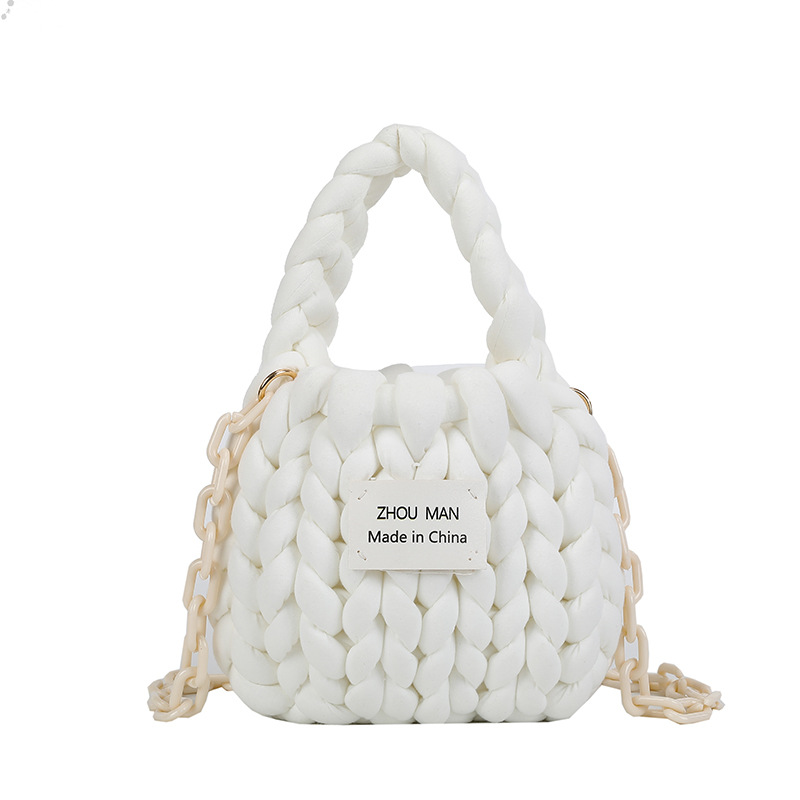 Sac blanc de crochet faisant le kit