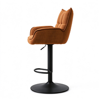 Tabouret de bar pivotant réglable marron avec revêtement en lin capitonné et repose-pieds pour comptoir de cuisine et salle à manger