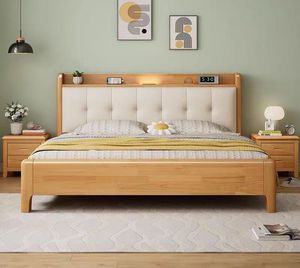 2025 Meilleures ventes Nouveaux lits en bois rembourrés Morden King Double Size Cadres de lit solides en bois Lit en bois nordique - Product Image 1