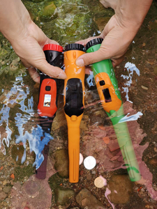 Novo Design Professional Tela LCD à prova d' água todo o terreno Pin ponteiro <span class=keywords><strong>detector</strong></span> de metais de Alta precisão de posicionamento Da Haste - Product Image 2